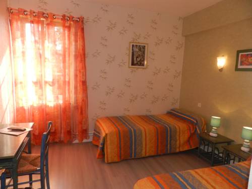 Imagen de la habitación del Hotel Belle Vue, SOUILLAC. Foto 9