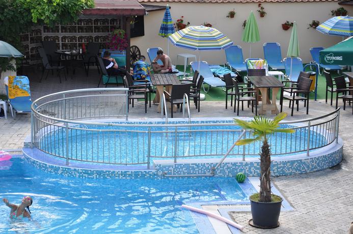 Imagen de los interiores del Hotel BelleVille, Nessebar. Foto 13