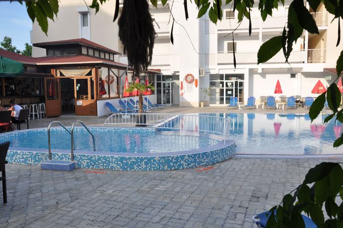 Imagen de la piscina del Hotel BelleVille, Nessebar. Foto 20