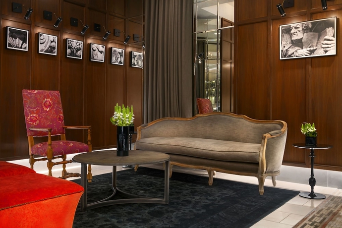 Imagen de los interiores del Hotel Belleclaire. Foto 15