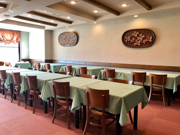 Imagen del bar/restaurante del Hotel Belle-cour Inomata. Foto 4