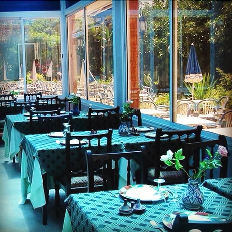 Imagen del bar/restaurante del Hotel Bellerive, Casablanca. Foto 3