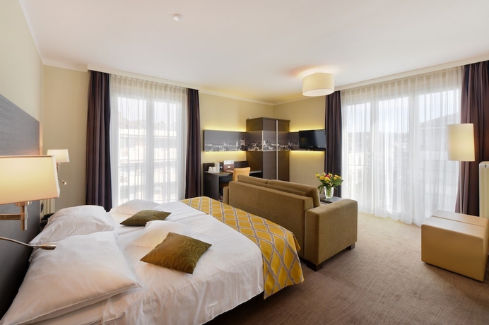 Imagen de la habitación del Hotel Bellerive, LAUSANA. Foto 13