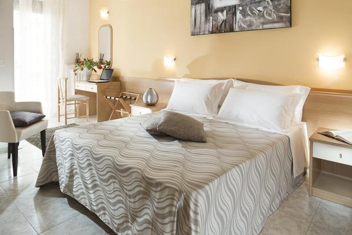 Imagen de la habitación del Hotel Bellerofonte. Foto 4