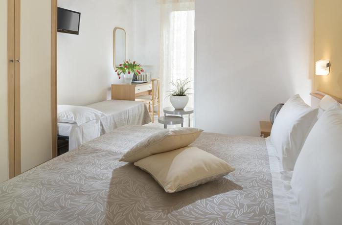 Imagen de la habitación del Hotel Bellerofonte. Foto 11