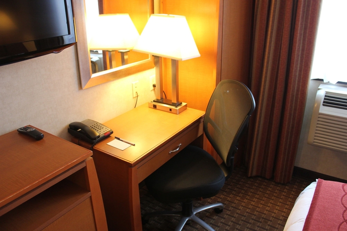 Imagen de la habitación del Hotel Bellerose Inn. Foto 12