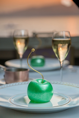 Imagen del bar/restaurante del Hotel Belles Rives. Foto 5