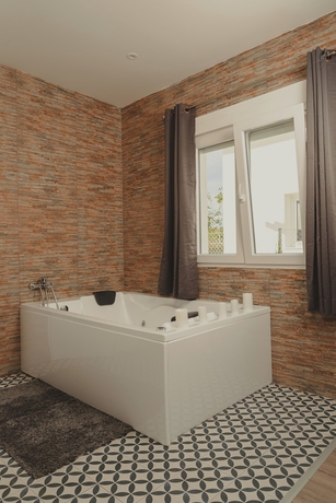 Imagen de la habitación del Hotel Bellevall hotel. Foto 5