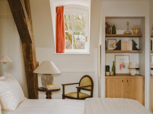 Imagen de la habitación del Hotel Bellevigne Bourgogne. Foto 16