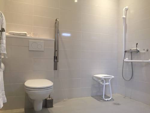 Imagen de la habitación del Hotel Belleville, Herepian. Foto 2