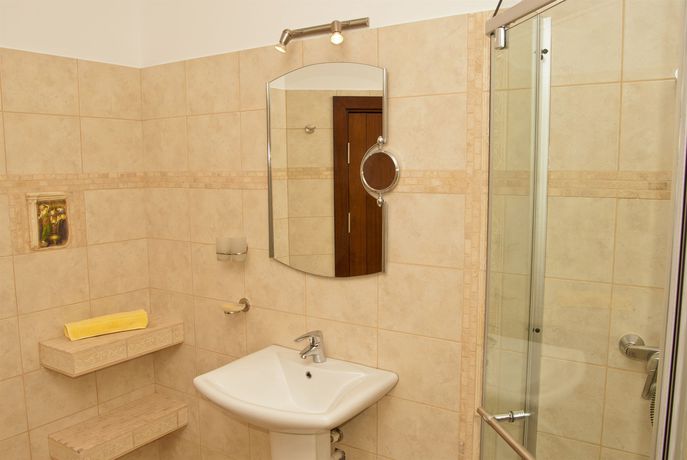 Imagen de la habitación del Hotel Belleville, Iasi. Foto 3