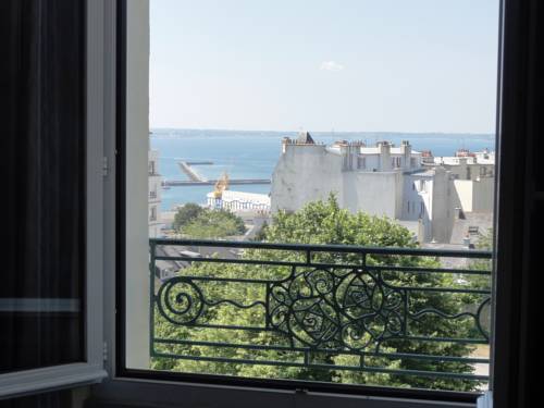 Imagen de la habitación del Hotel Bellevue, BREST. Foto 14