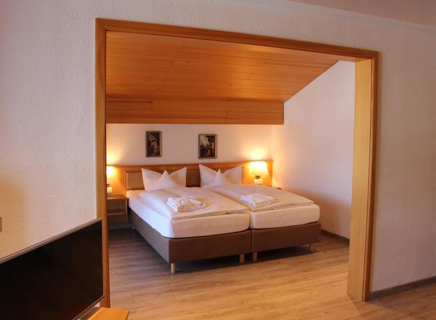 Imagen de la habitación del Hotel Bellevue, Bad Wiessee. Foto 6