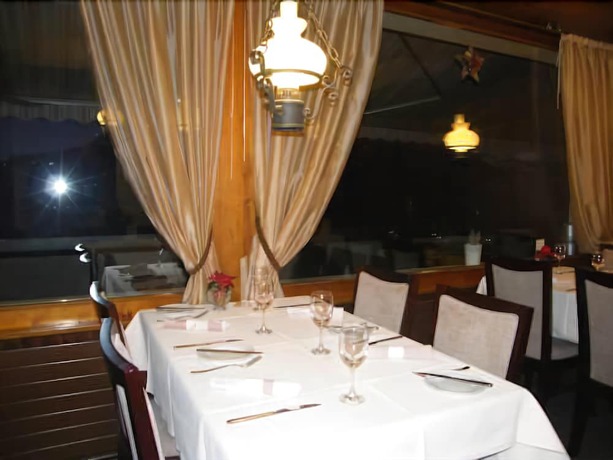 Imagen del bar/restaurante del Hotel Bellevue Bären. Foto 5