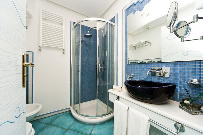 Imagen de la habitación del Hotel Bellevue Benessere and Relax. Foto 11