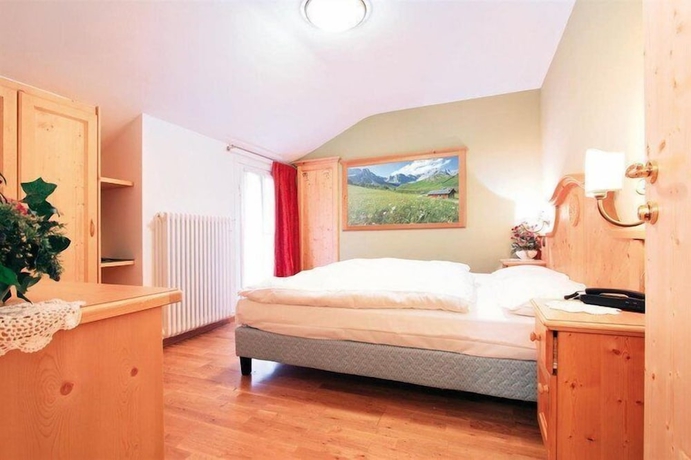 Imagen de la habitación del Hotel Bellevue, Canazei. Foto 5