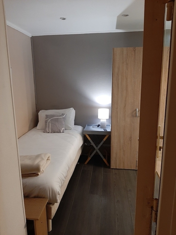 Imagen de la habitación del Hotel Bellevue, Cannes. Foto 4