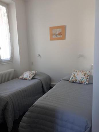Imagen de la habitación del Hotel Bellevue, Chambon-sur-Lac. Foto 7