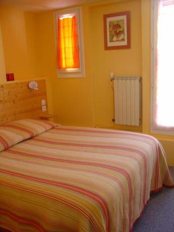 Imagen de la habitación del Hotel Bellevue, Chambon-sur-Lac. Foto 8