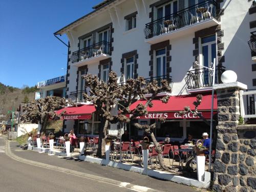 Imagen general del Hotel Bellevue, Chambon-sur-Lac. Foto 4