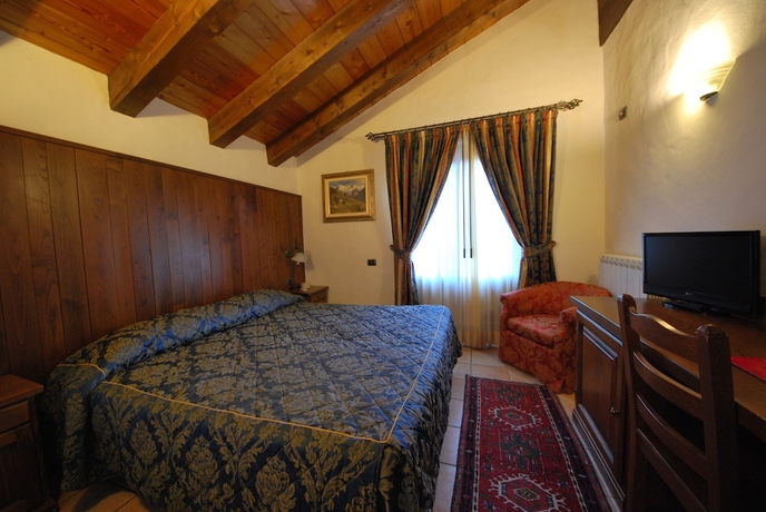 Imagen de la habitación del Hotel Bellevue, Champoluc. Foto 5