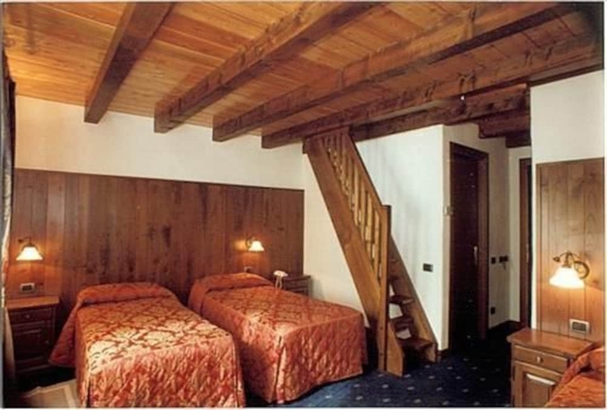 Imagen de la habitación del Hotel Bellevue, Champoluc. Foto 13