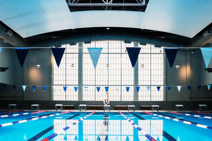 Imagen de la piscina del Hotel Bellevue Club. Foto 20