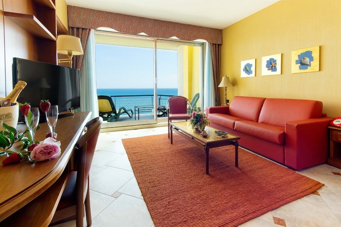 Imagen de la habitación del Hotel Bellevue Et Mediterranee. Foto 10