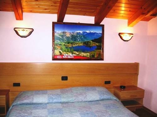 Imagen de la habitación del Hotel Bellevue, Gignod. Foto 3