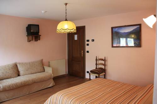 Imagen de la habitación del Hotel Bellevue, Gignod. Foto 8