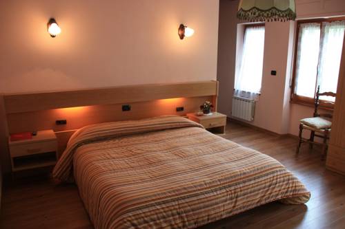 Imagen de la habitación del Hotel Bellevue, Gignod. Foto 9