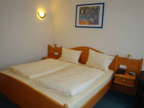 Imagen de la habitación del Hotel Bellevue, Hamelín. Foto 4