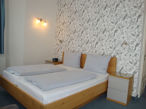 Imagen de la habitación del Hotel Bellevue, Hamel&iacute;n. Foto 3