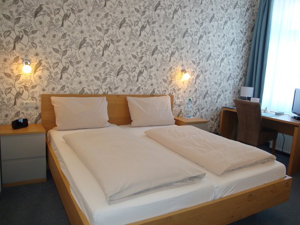 Imagen de la habitación del Hotel Bellevue, Hamel&iacute;n. Foto 14