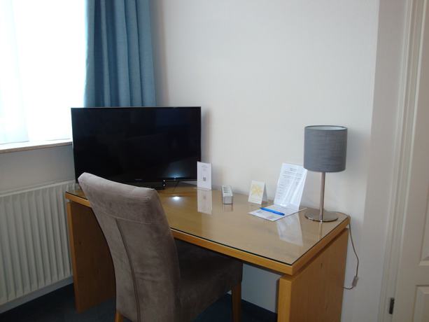 Imagen de la habitación del Hotel Bellevue, Hamel&iacute;n. Foto 18