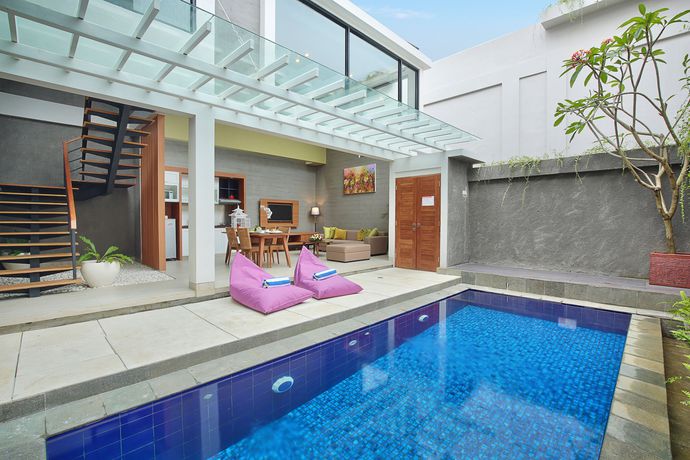 Imagen de la piscina del Hotel Bellevue Heritage Villas Nusa Dua. Foto 18