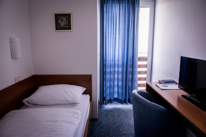 Imagen de la habitación del Hotel Bellevue, Kranj. Foto 10