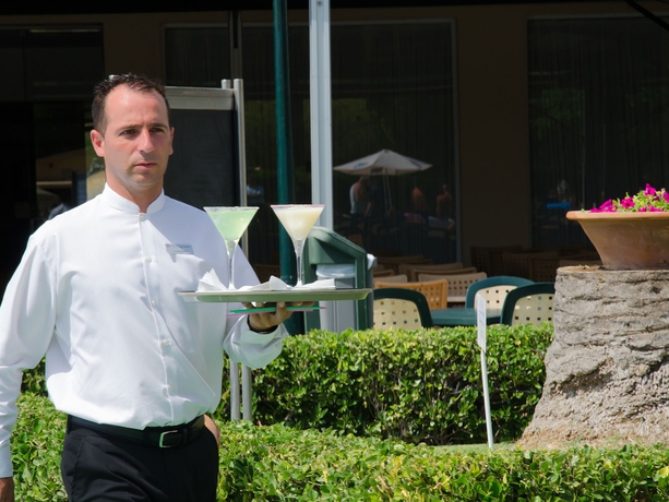 Imagen de la piscina del Hotel Bellevue Lagomonte - All Inclusive. Foto 8