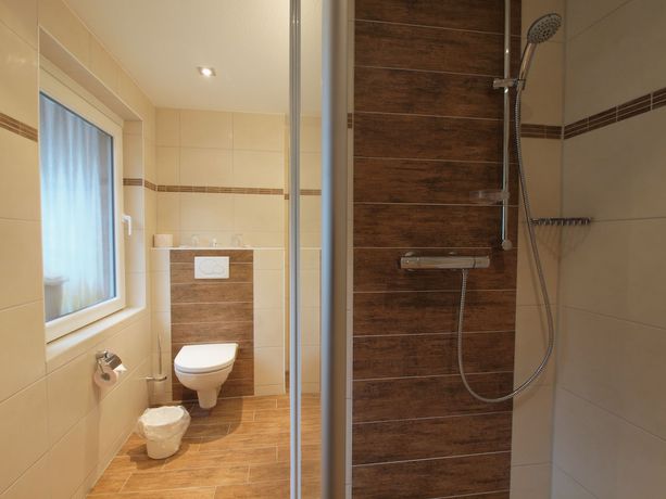 Imagen de la habitación del Hotel Bellevue, Lauenburg/Elbe. Foto 11