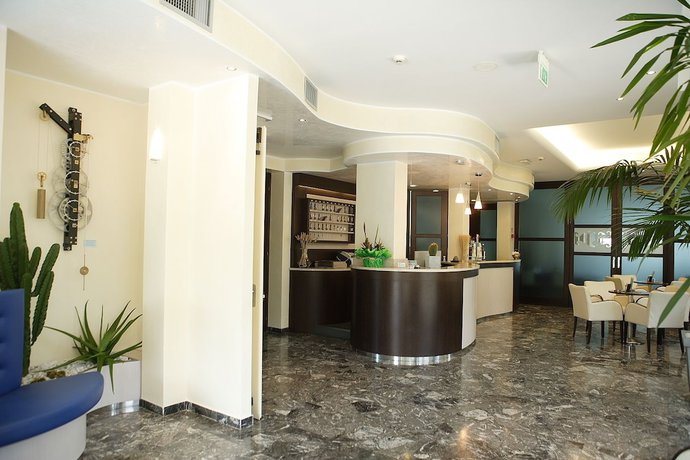Imagen de los interiores del Hotel Bellevue, Lignano Sabbiadoro. Foto 14