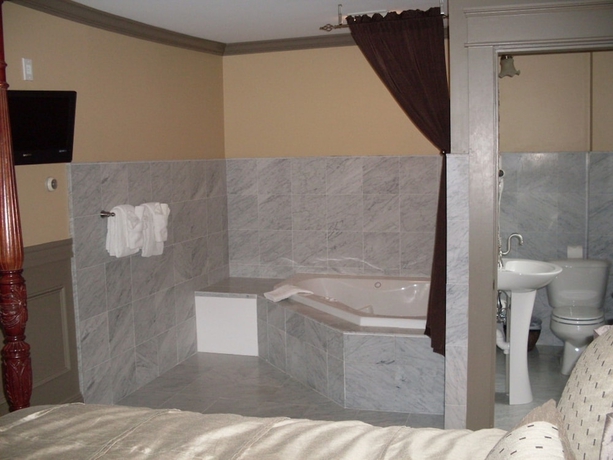 Imagen de la habitación del Hotel Bellevue Manor, Newport. Foto 16