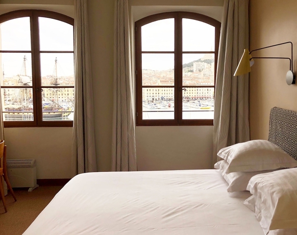 Imagen de la habitación del Hotel Bellevue Marseille. Foto 2