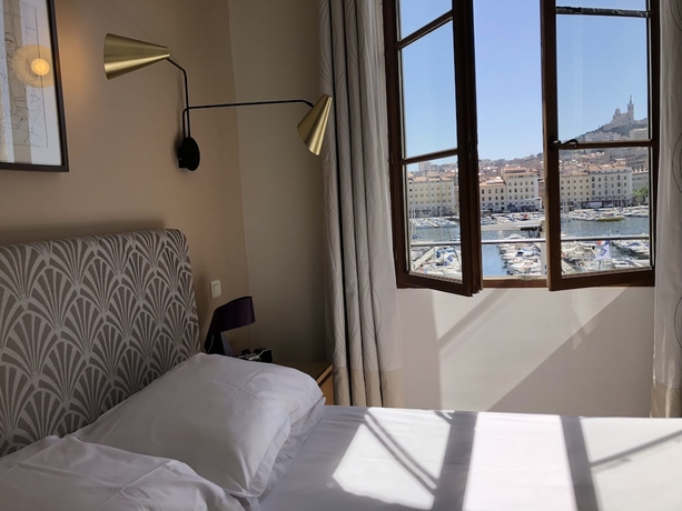 Imagen de la habitación del Hotel Bellevue Marseille. Foto 3
