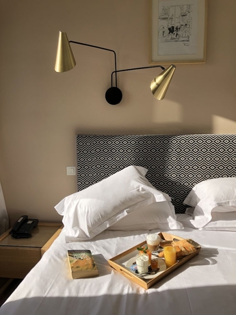 Imagen de la habitación del Hotel Bellevue Marseille. Foto 7