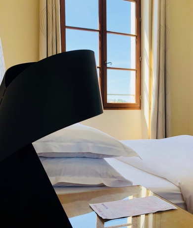 Imagen de la habitación del Hotel Bellevue Marseille. Foto 16