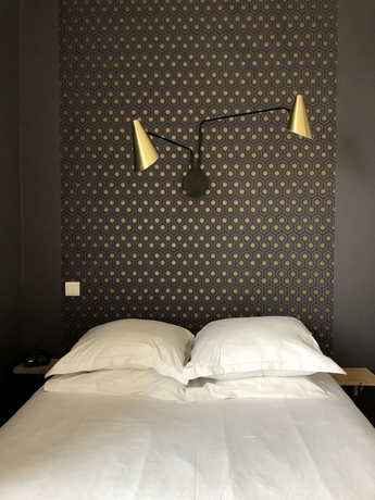 Imagen de la habitación del Hotel Bellevue Marseille. Foto 17