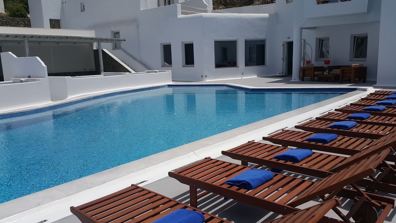 Imagen de la piscina del Hotel Bellevue Mykonos. Foto 16