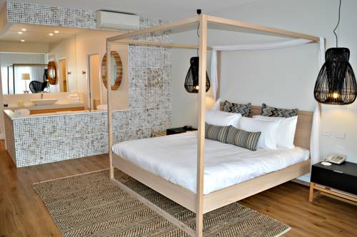 Imagen de la habitación del Hotel Bellevue On The Lakes. Foto 4