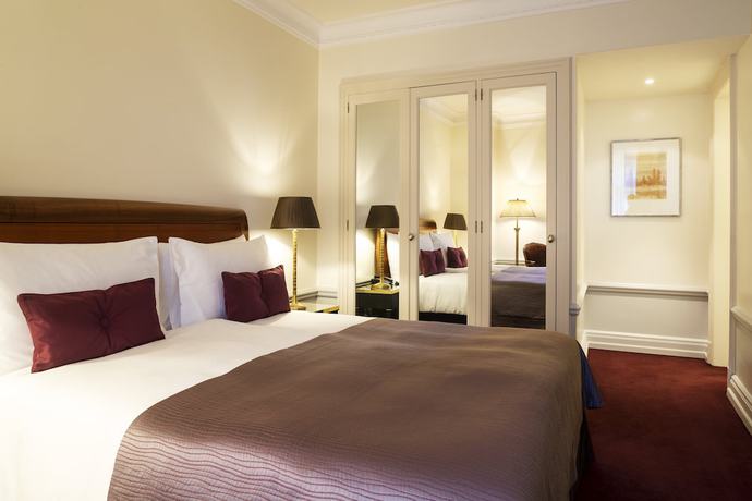 Imagen de la habitación del Hotel Bellevue Palace. Foto 6