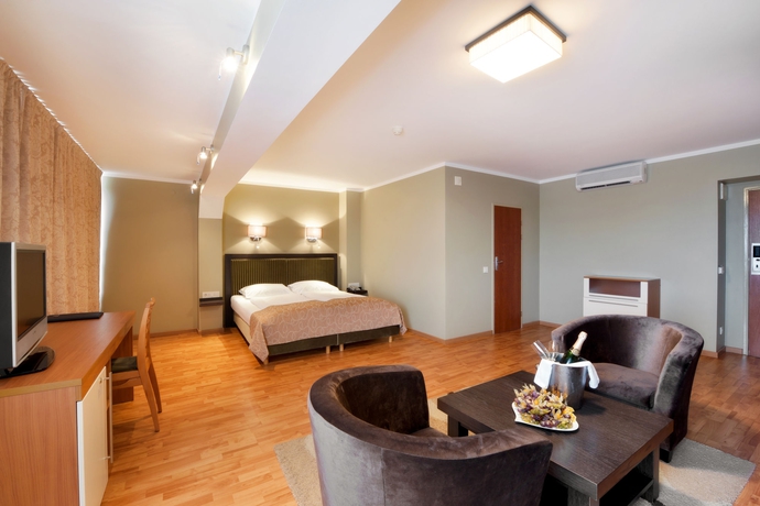 Imagen de los interiores del Hotel Bellevue Park Riga. Foto 10